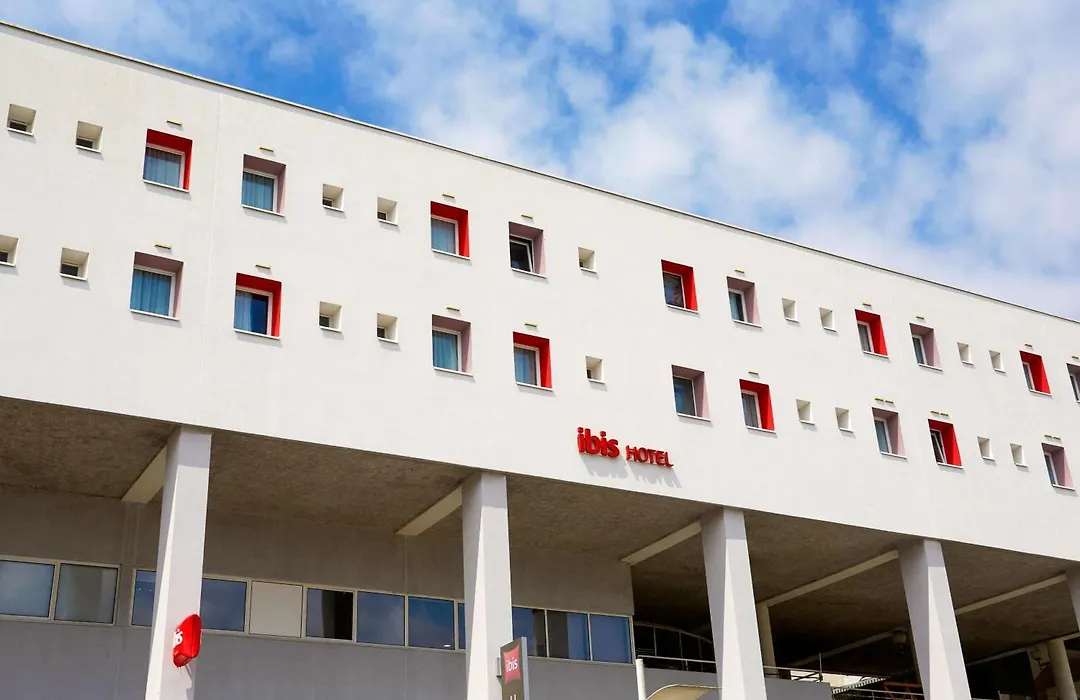ibis Lorient Centre Gare-1