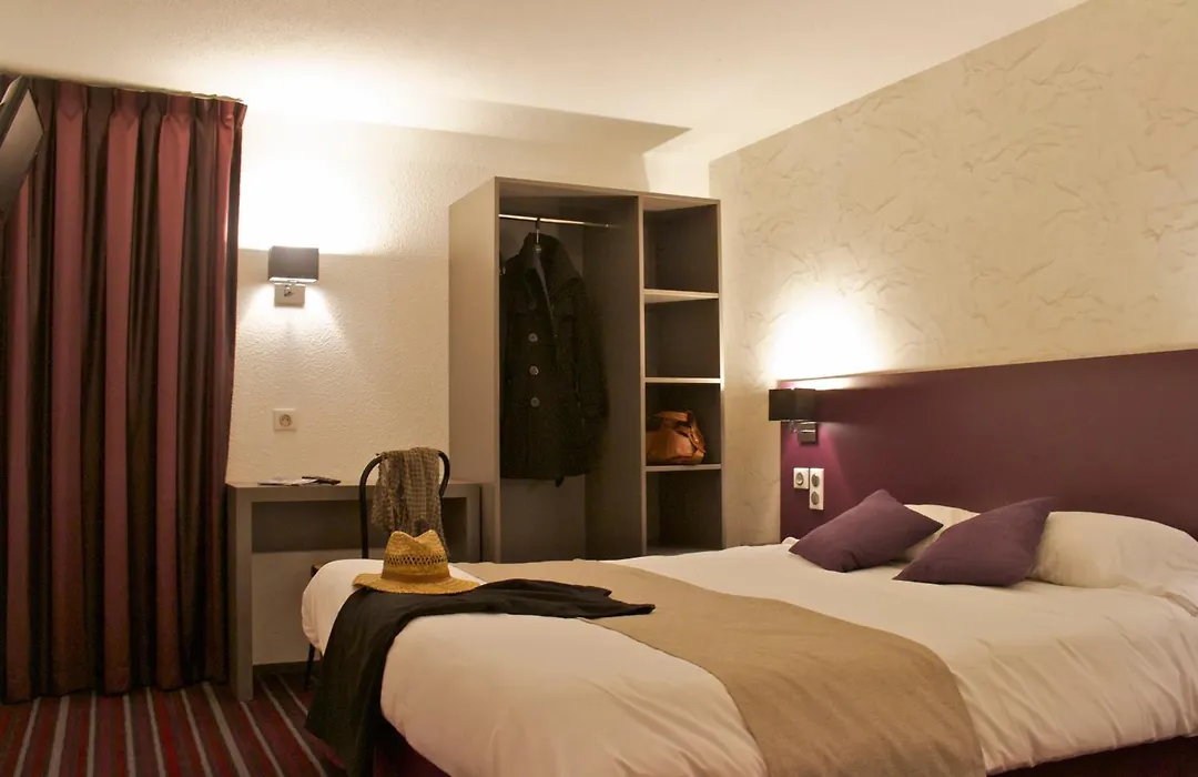 Brit Hotel Le Kerotel-1
