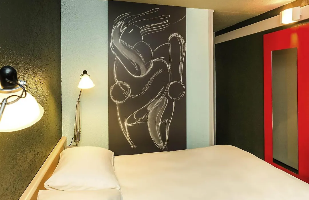 ibis Lorient Centre Gare-1