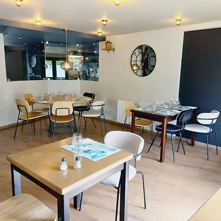 Brit Hotel Le Kerotel-3